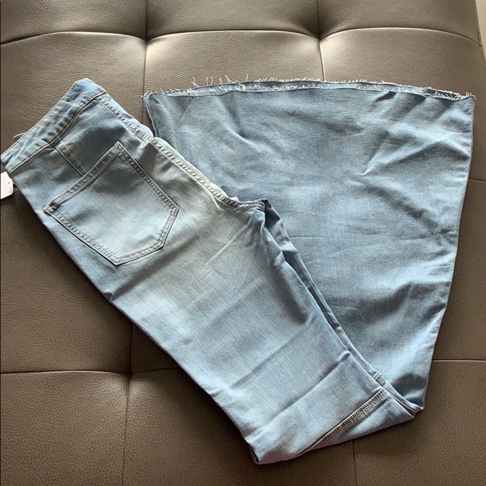 Free People 70s Look Jeans with Bag.